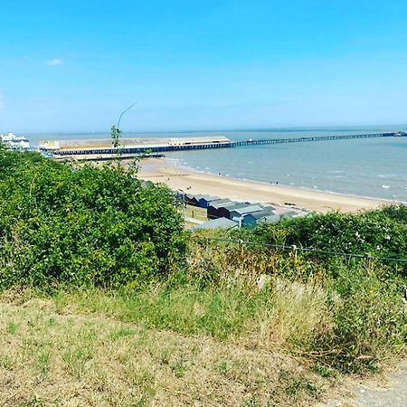 Modern 3 Bedroom Caravan Near The Beach Walton-on-the-Naze Exteriér fotografie